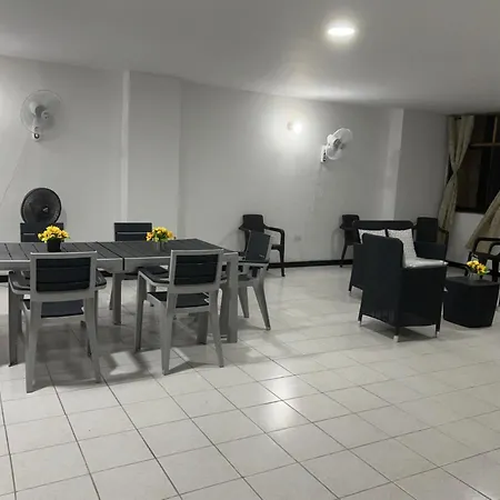 Amplio Apartamento Bien Ubicado